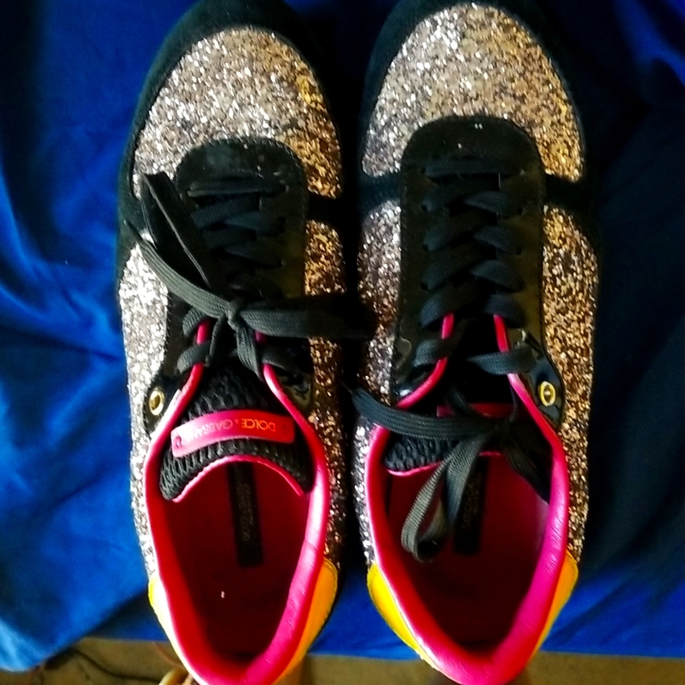 Glitter tennis shoes